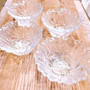 Indiana Glass Wild Rose Clear Fruit Cocktail/Dessert Glass Bowls. Set of 4.  B​